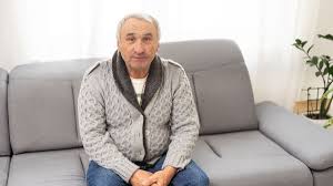 Ricardo J. - 63 años